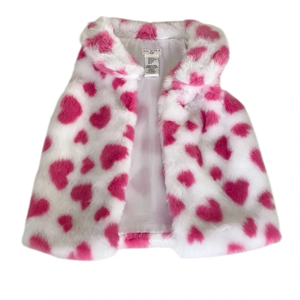 Max Studio Kids Hot Pink and White Faux Fur Heart Pattern Open Vest Girl’s 4 XS